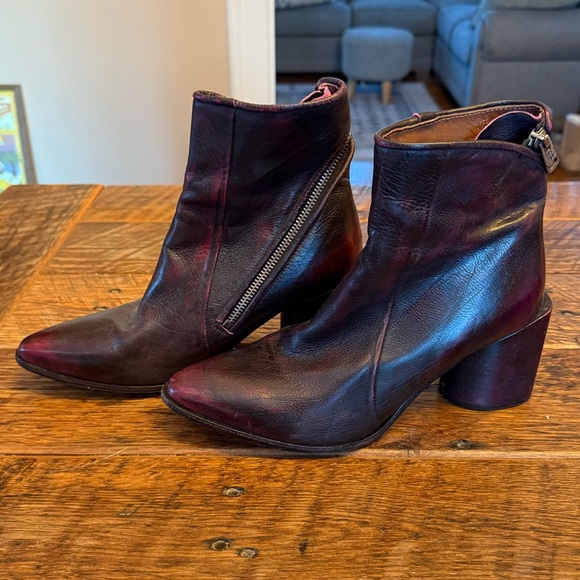 A.S.98 Shoes - Rock n Roll - Stylish Black with Magenta Highlights Leather Ankle Boots by AS98